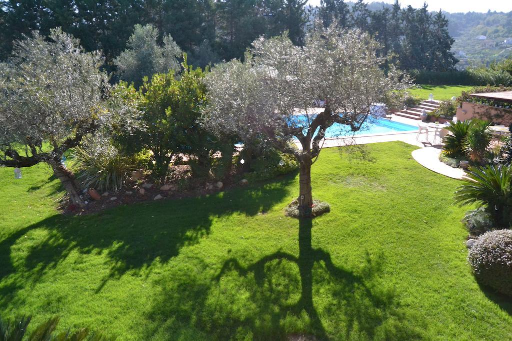 Villa Zagara Luxury Bed And Breakfast Pescara Rum bild