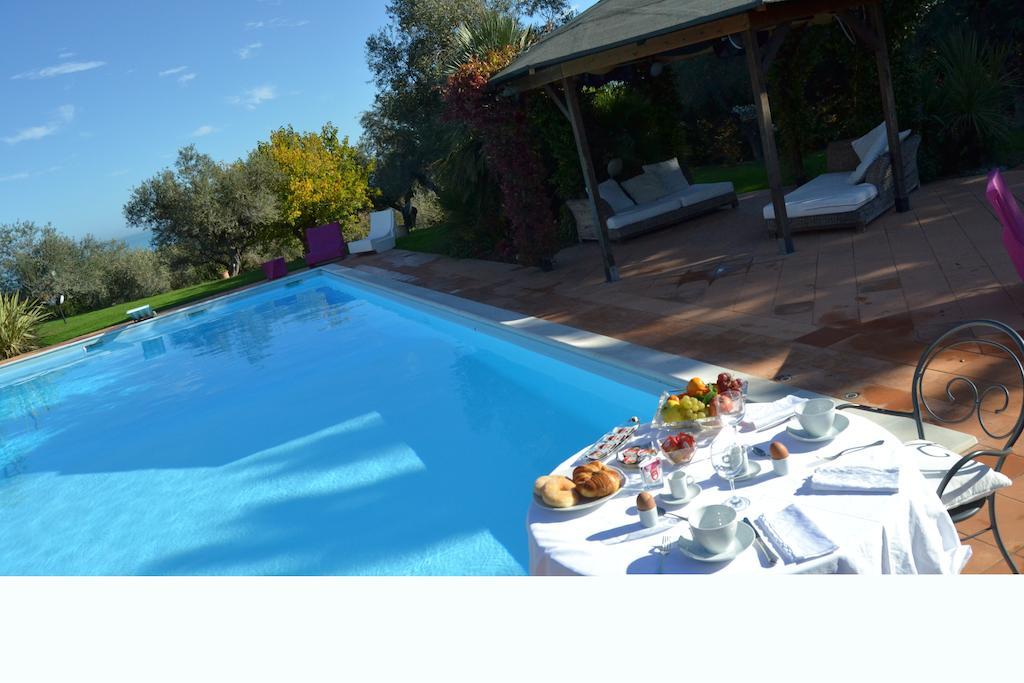 Villa Zagara Luxury Bed And Breakfast Pescara Exteriör bild